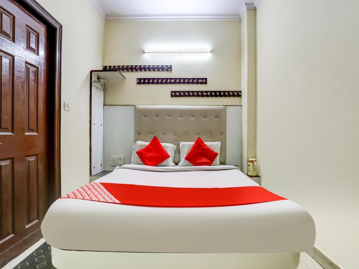 Oyo 75948 Hotel Tushar Continental 新德里 外观 照片