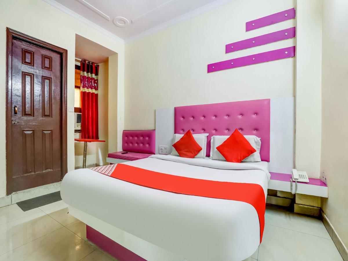 Oyo 75948 Hotel Tushar Continental 新德里 外观 照片