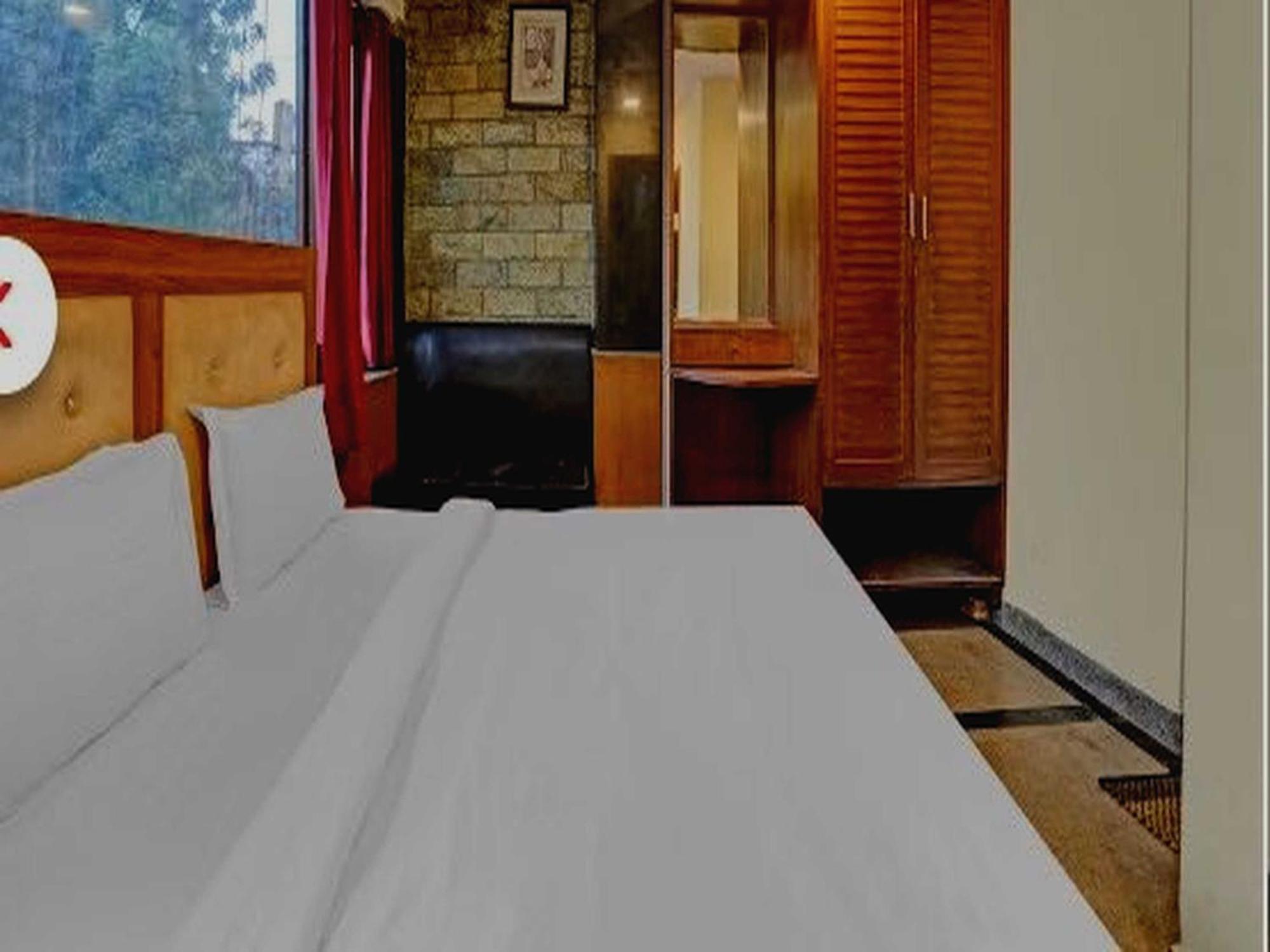 Oyo 75948 Hotel Tushar Continental 新德里 外观 照片
